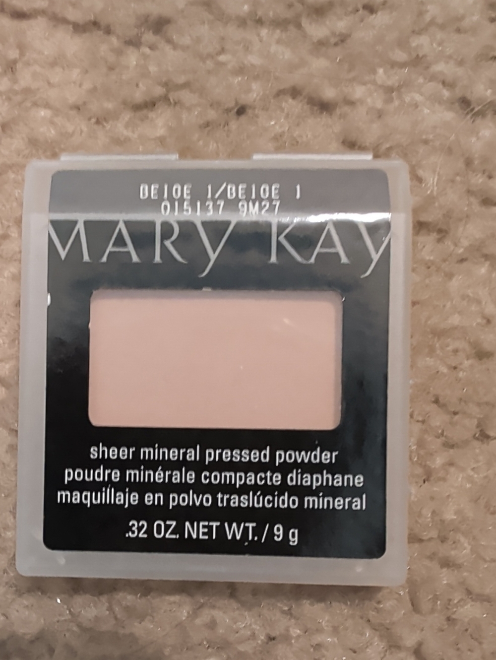 Mary Kay Sheer Mineral Pressed Powder - Light Beige